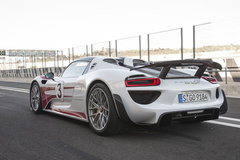 '15 Porsche 918 Spyder Weissach Package