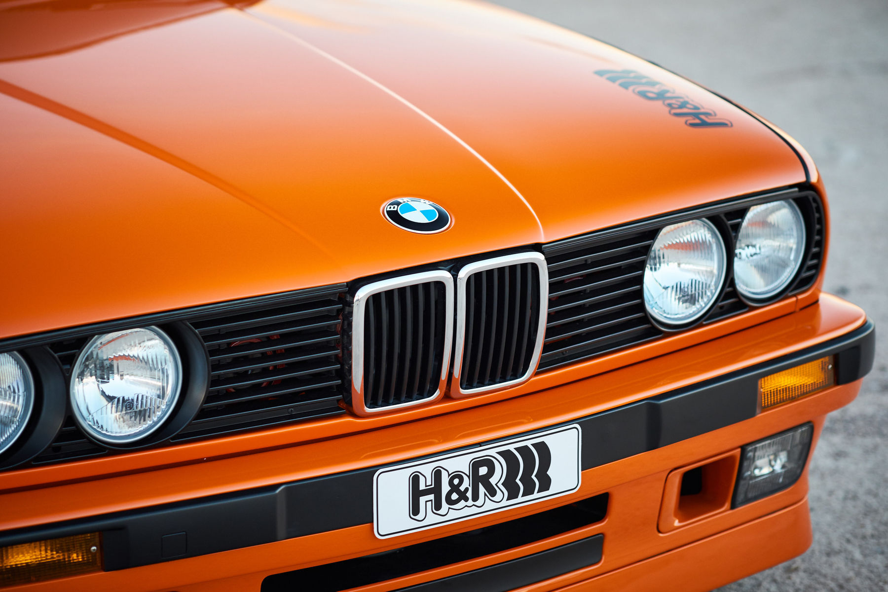 1991 BMW 3 Series | H&R Project U94 - Hella Bi-Focus headlamps