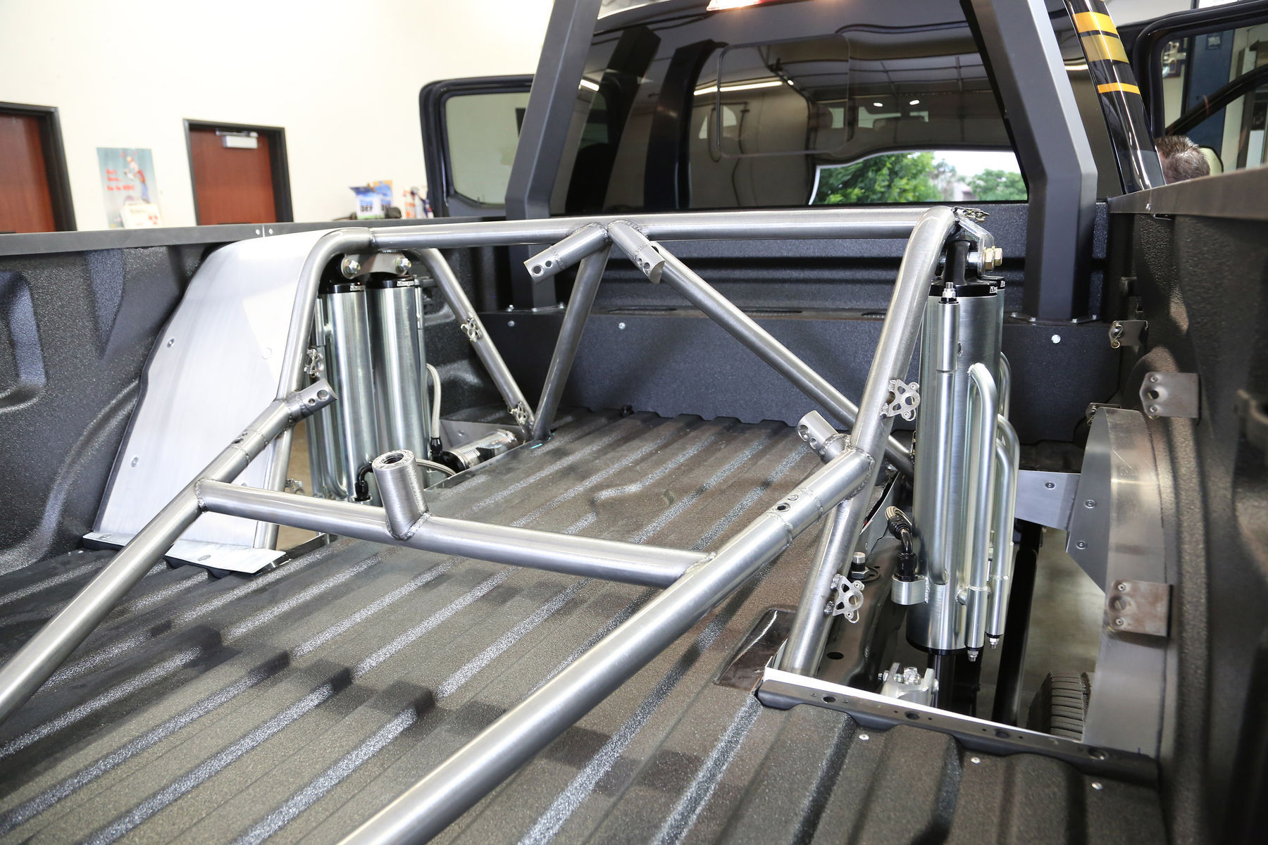 2017 Ford F-250 | 2017 Ford F250 Super Duty 4x4 Lariat Crew Cab “Shockzilla” by Fabtech - Rear Suspension bypass shocks