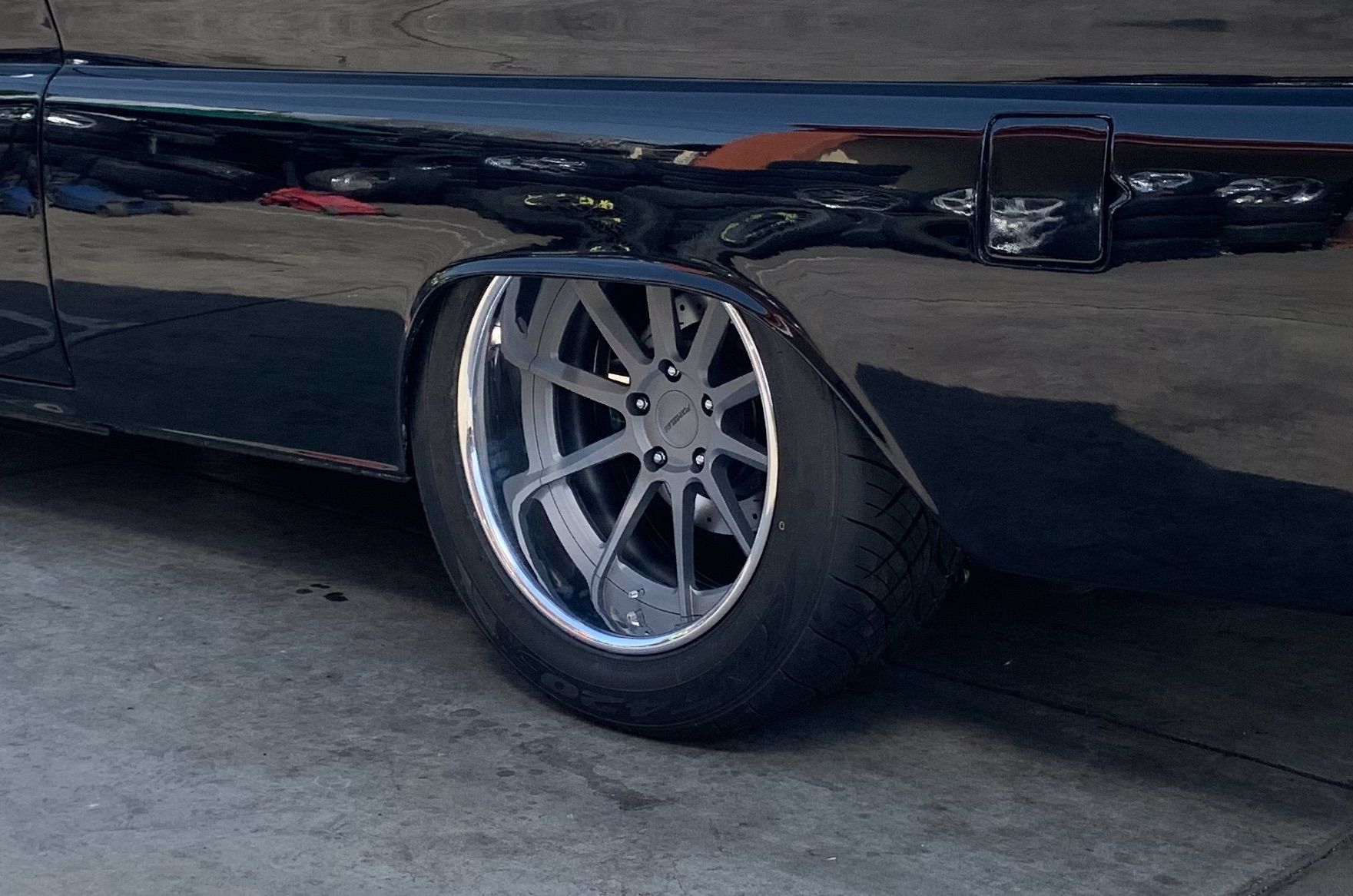 1964 Chevrolet Suburban | Humberto Jimenez’ 1964 Chevrolet Carryall on Forgeline Forged Three Piece RB3C Wheels