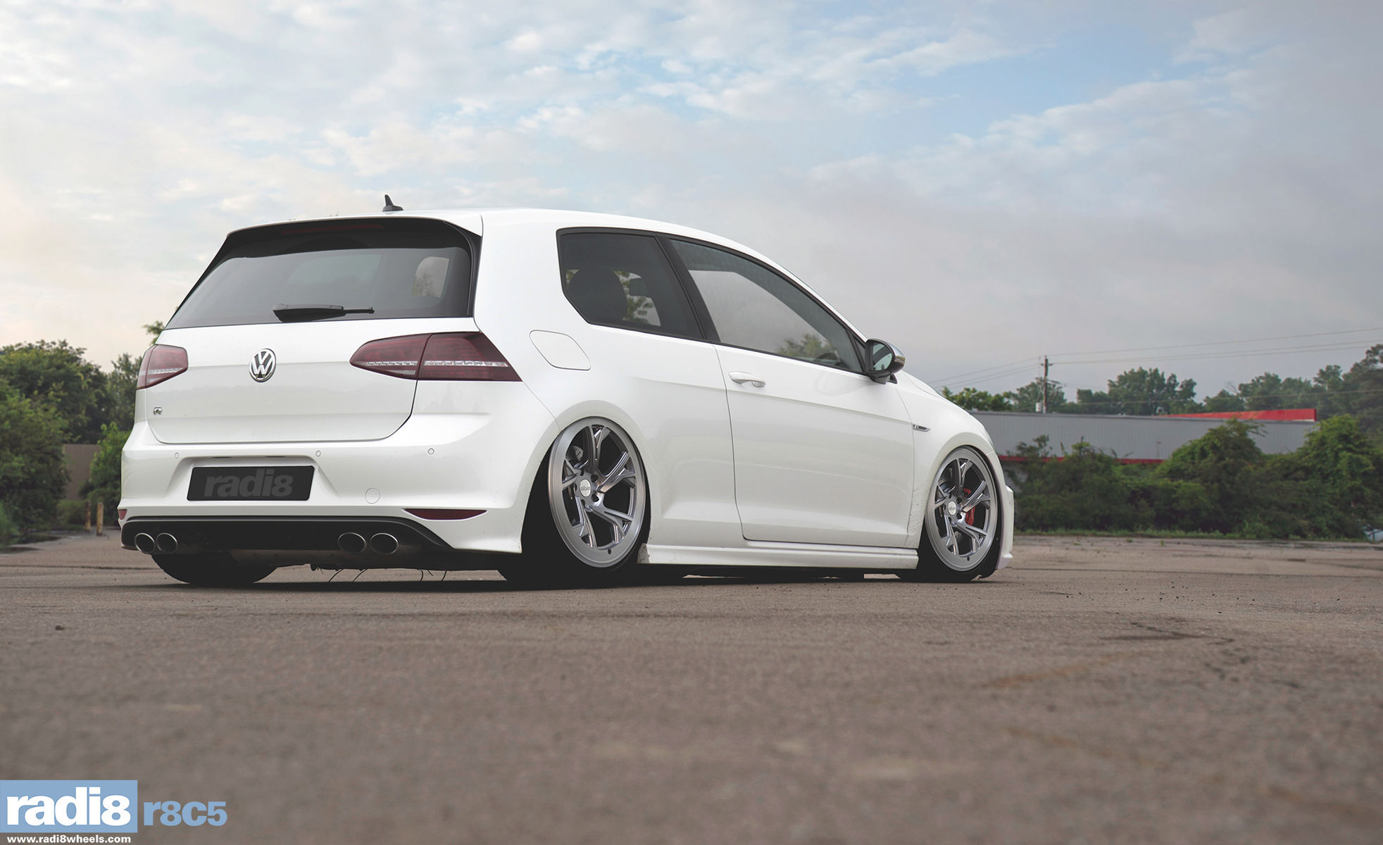  Volkswagen Golf R | Radi8 R8C5 - Volkswagen Golf R 