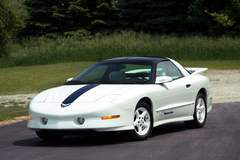 1994 25th Anniversary Pontiac Trans Am - 3/4 Angle