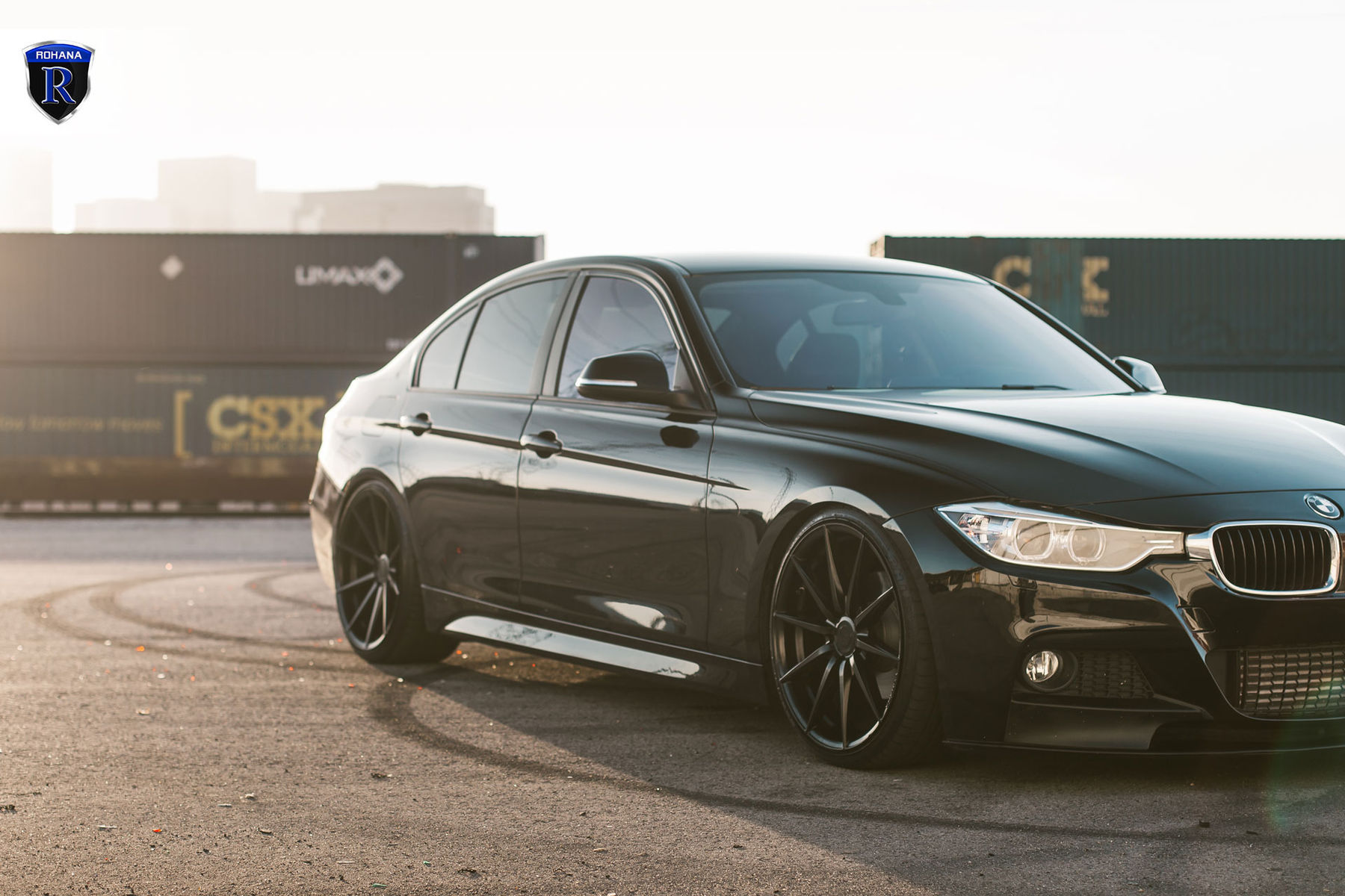 2016 BMW 3 Series | BMW 330i - Passenger Angle