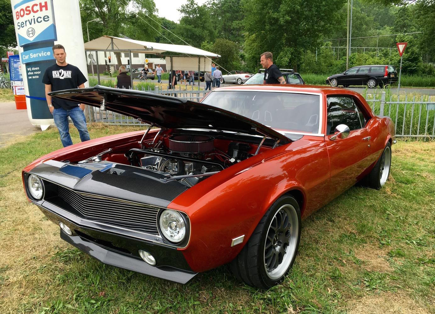 Erik Kuit's Burnt Orange '68 Camaro on Forgeline WC3 Wheels - Opened Hood