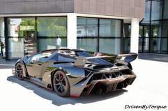 Lamborghini Veneno Roadster 