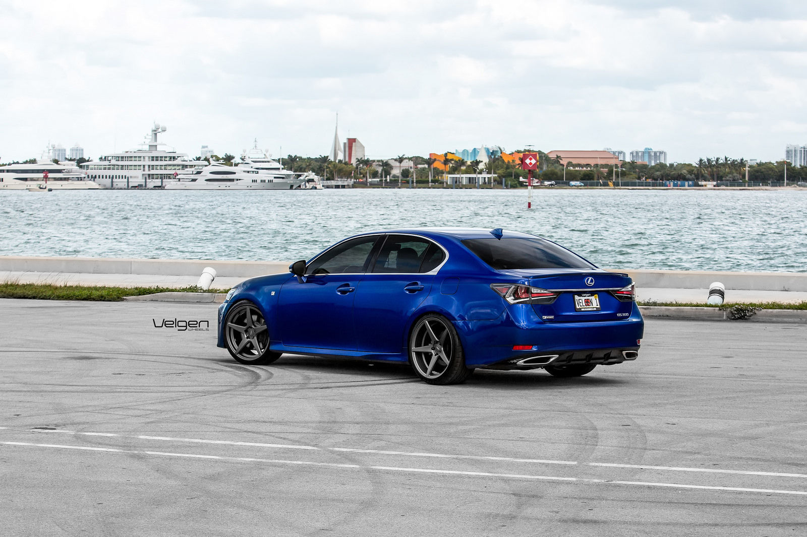 2016 Lexus GS 350 | Lexus GS350 F-Sport on Velgen Wheels Classic5 Matte Gunmetal  20x9 & 20x10.5