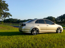 VW Jetta on Ruff R954's