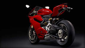 Ducati 1199 Panigale - Side Angled Shot