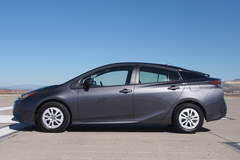 2016 Toyota Prius First Drive