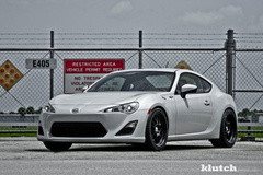 '13 Scion FR-S on Klutch SL-14's