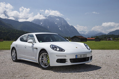 '14 Porsche Panamera S E-Hybrid
