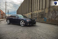Chrysler 300 - Red Headlight