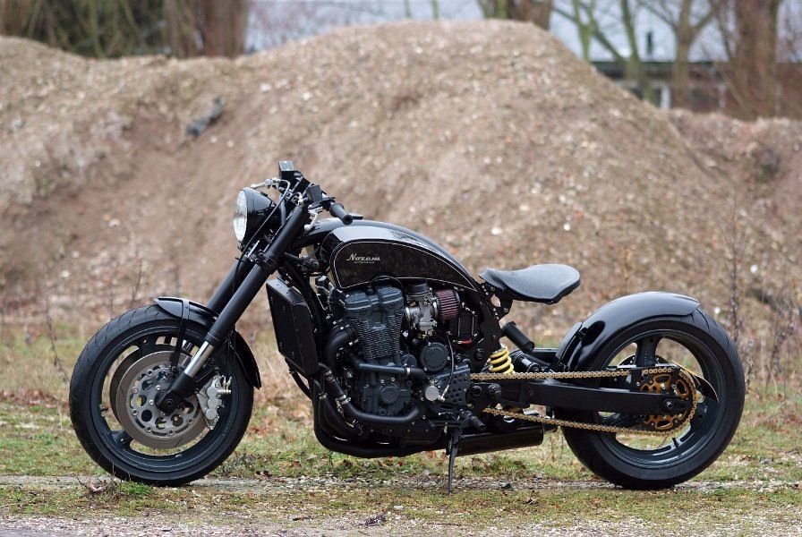  Suzuki GSX-R1100 | Nozem Motorbikes Gixxer Bobber