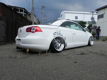 '10 VW Eos on Klutch SL14's