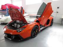Lamborghini Aventador with XPEL ULTIMATE self-healing clear bra