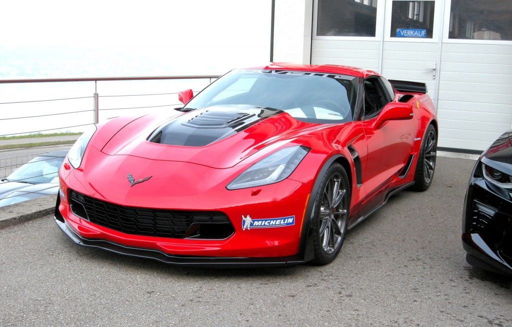 2017 Chevrolet Corvette Z06 | Zumac AG's Red C7 Corvette Z06 on Forgeline One Piece Forged Monolock GT1 5-Lug Wheels