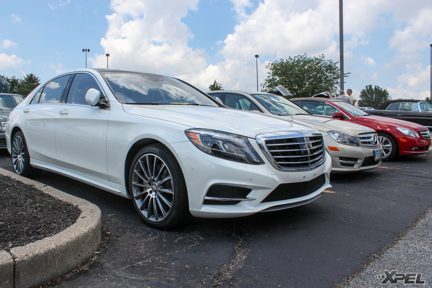 Mercedes-Benz | Alot of amazing Mercedes-Benz's lined up in the parking lot