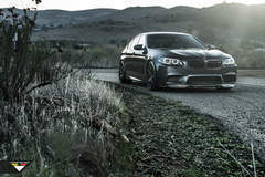 F10 M5 SEDAN