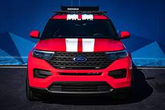 2020 Ford Explorer 4WD By Prefix  -  Front head on shot