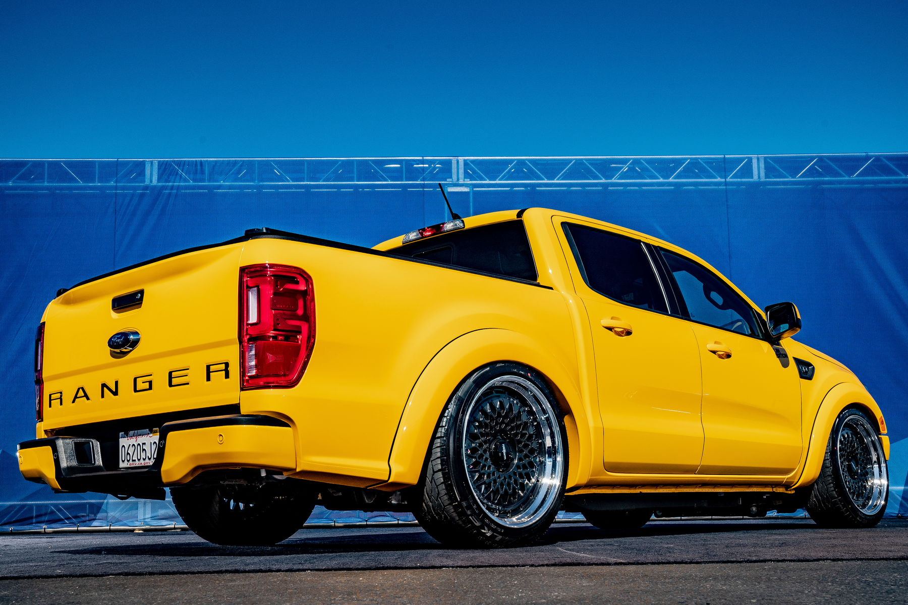 2019 Ford Ranger | 2019 Ford Ranger XLT Sport SuperCrew 4x2 By Tjin Edition - low rear 3/4