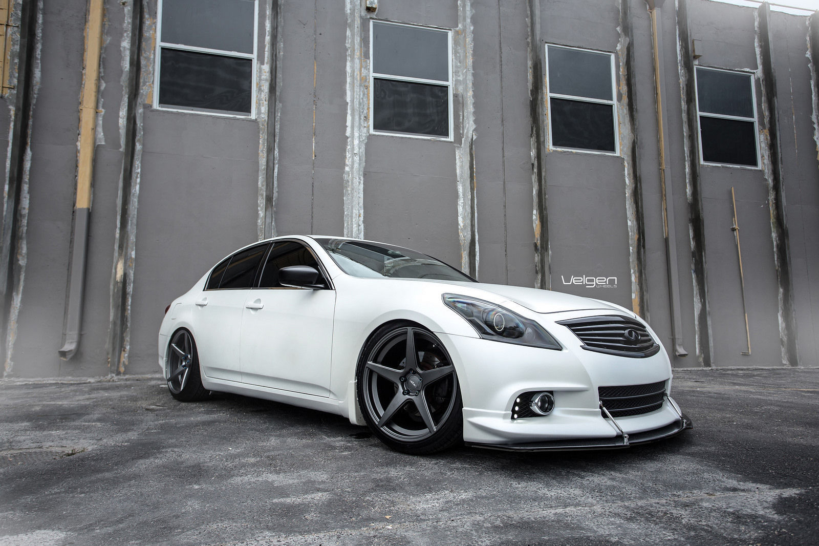 Infiniti g35 White