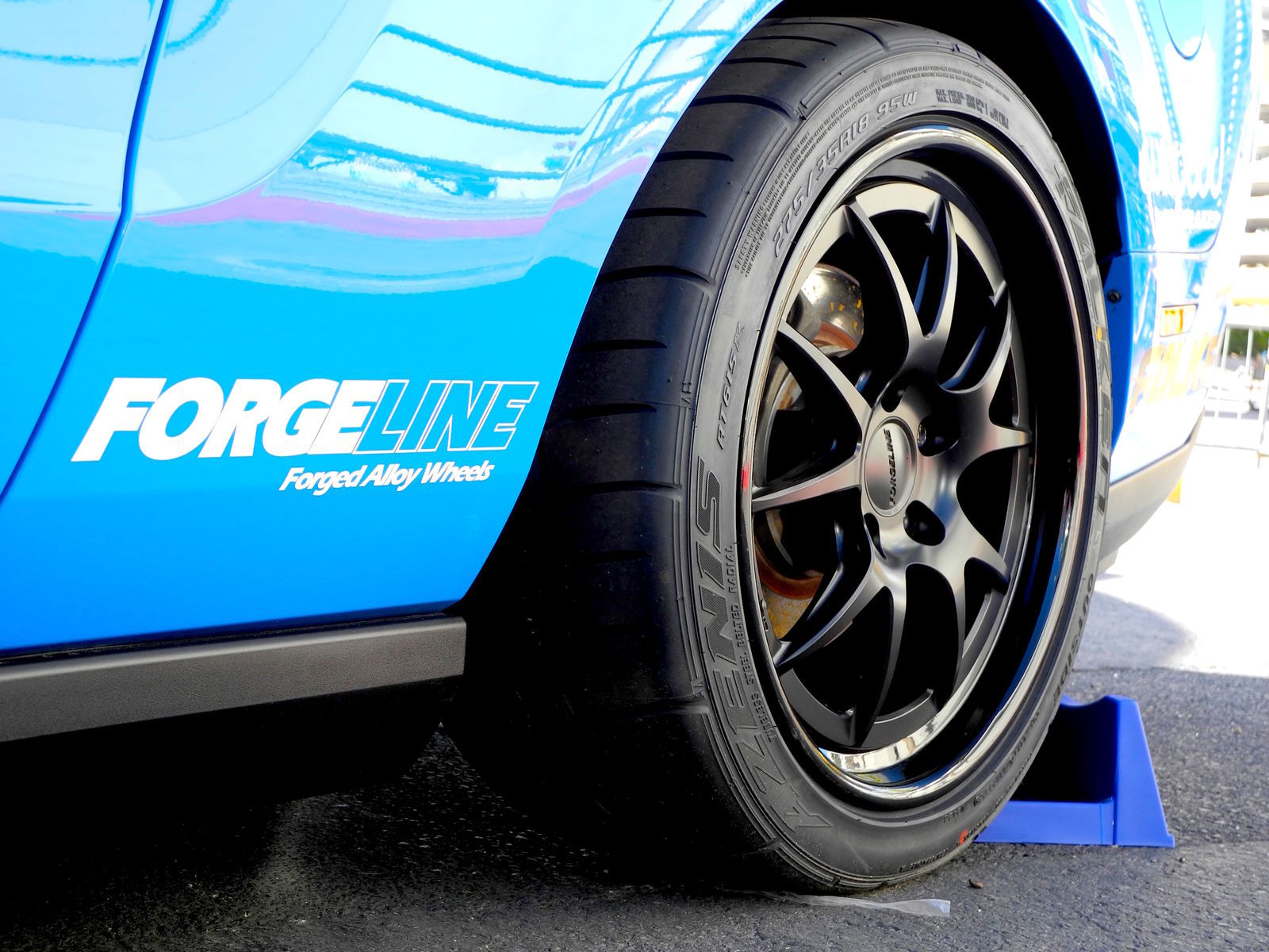2010 Ford Mustang | Saroja Raman's Grabber Blue S197 Mustang GT on Forgeline GA3 Wheels