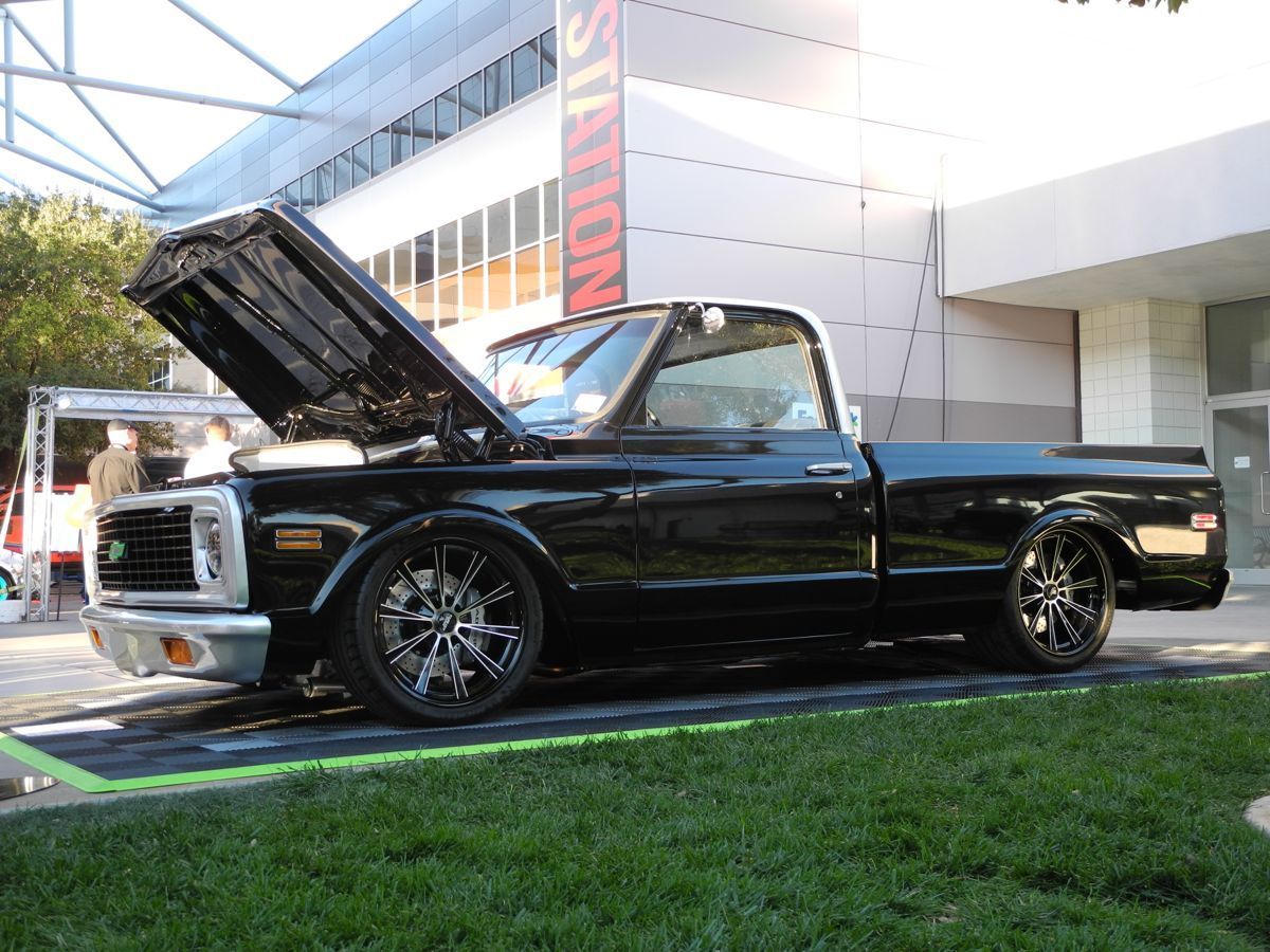 1971 Chevrolet C-10 | C-10 on Grip Equipped Dropkick Wheels