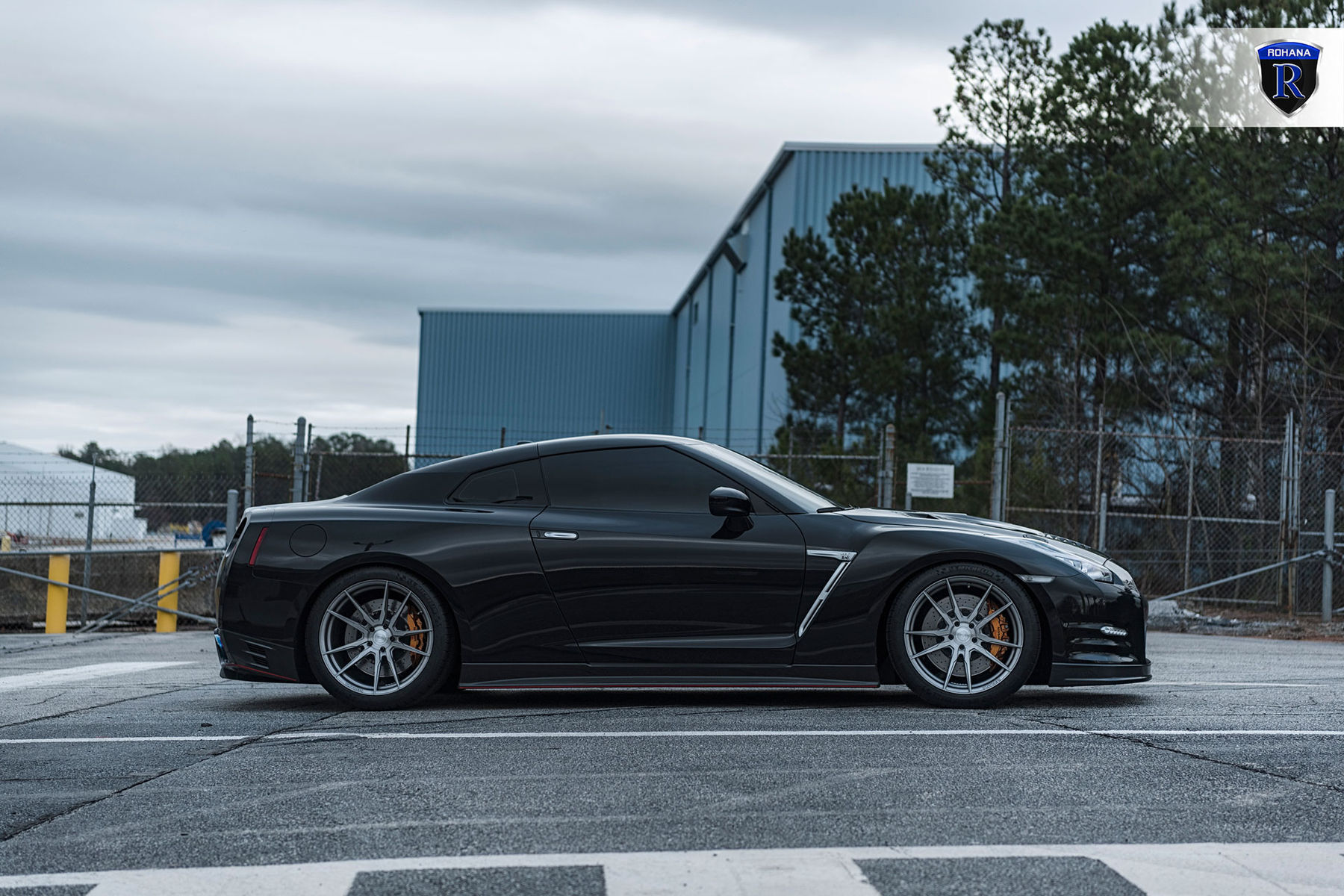 2015 Nissan GT-R | GTR - Passenger Side
