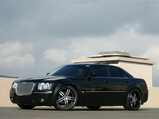 2012 Chrysler 300 | Chrysler 300 SRT8