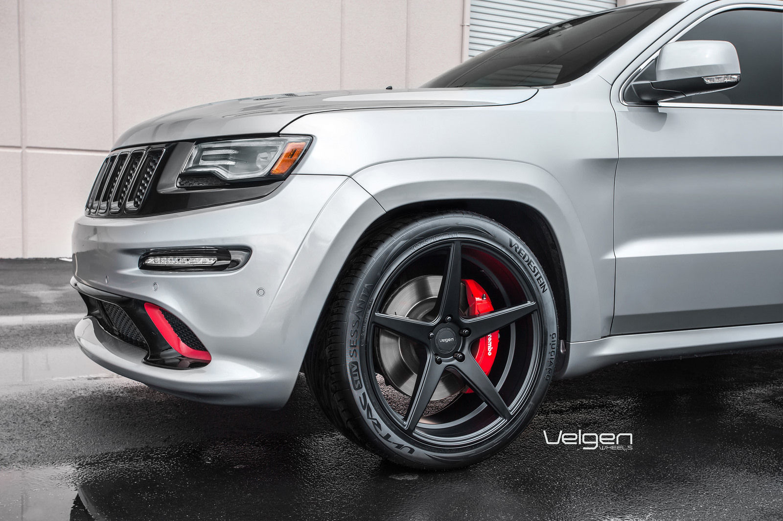 2015 Jeep Grand Cherokee | Jeep SRT8 on Velgen Wheels Classic5 Satin Black 22x10.5 All Around