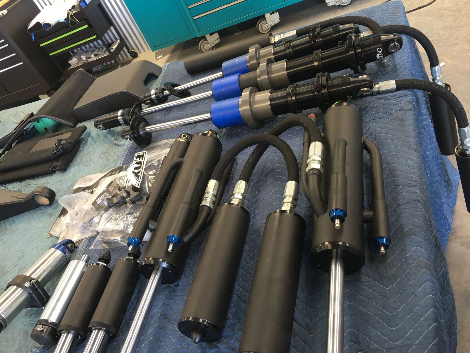 2019 Ford F-150 | 2019 F-150 SuperCrew Hot Wheels 50th Anniversary by Deberti Designs - Suspension FordSEMA