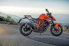 2014 KTM 1290 Super Duke R on the Dyno