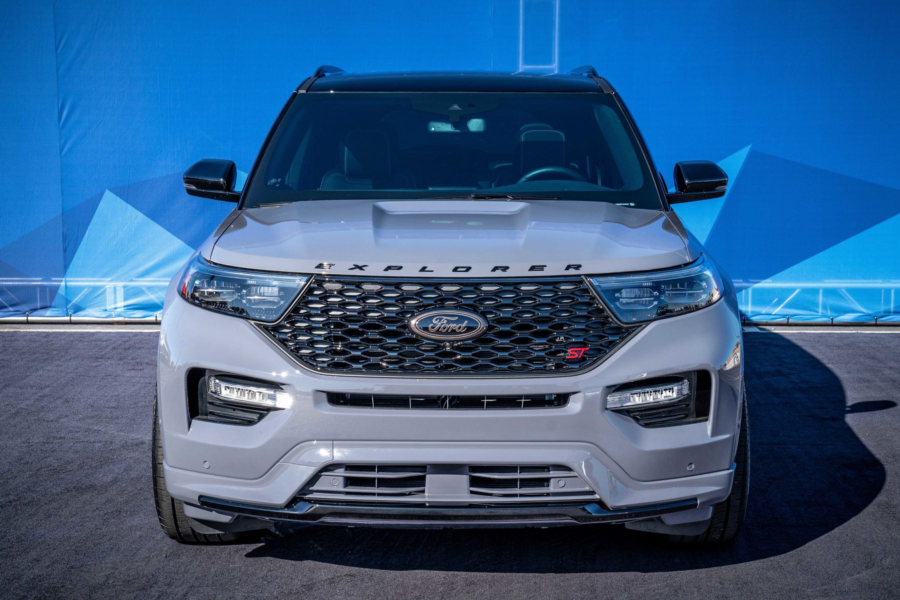 2020 Ford Explorer Sport Trac | 2020 Ford Explorer ST by CGS Motorsports - front shot head on