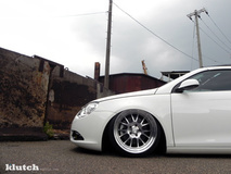 '10 VW Eos on Klutch SL14's
