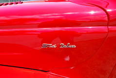 Ford Delux