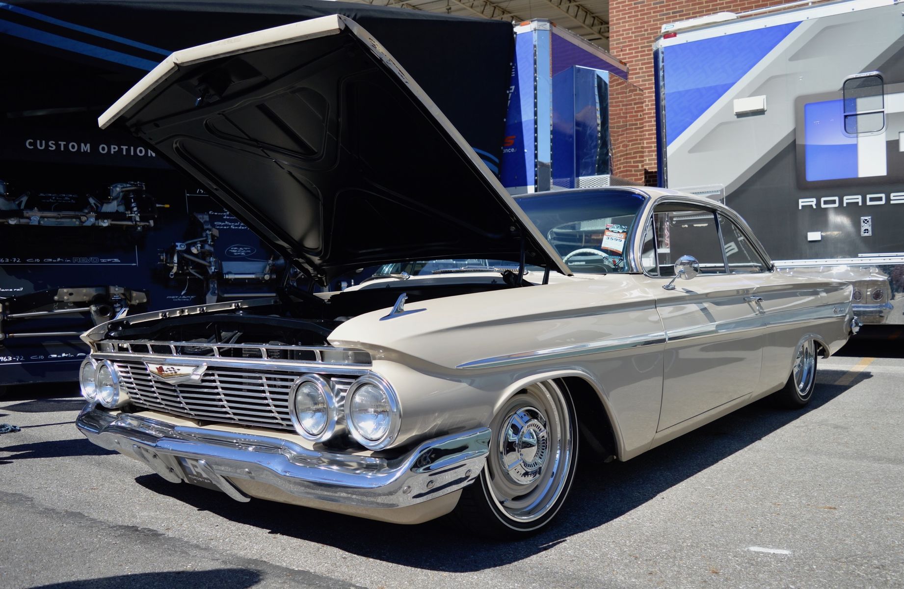 1961 Chevrolet Impala | George Poteet's Roadster Shop-Built 1961 Impala on Forgeline RS-OE1 Wheels