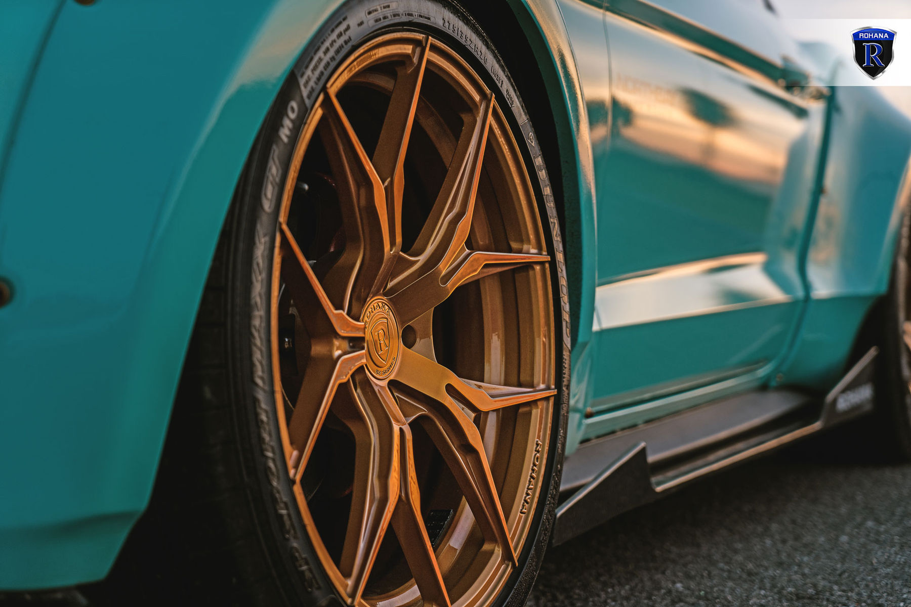 2016 Ford Mustang | Ford Mustang - Gold Wheels