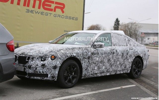 2016   | 2016 BMW 7-Series