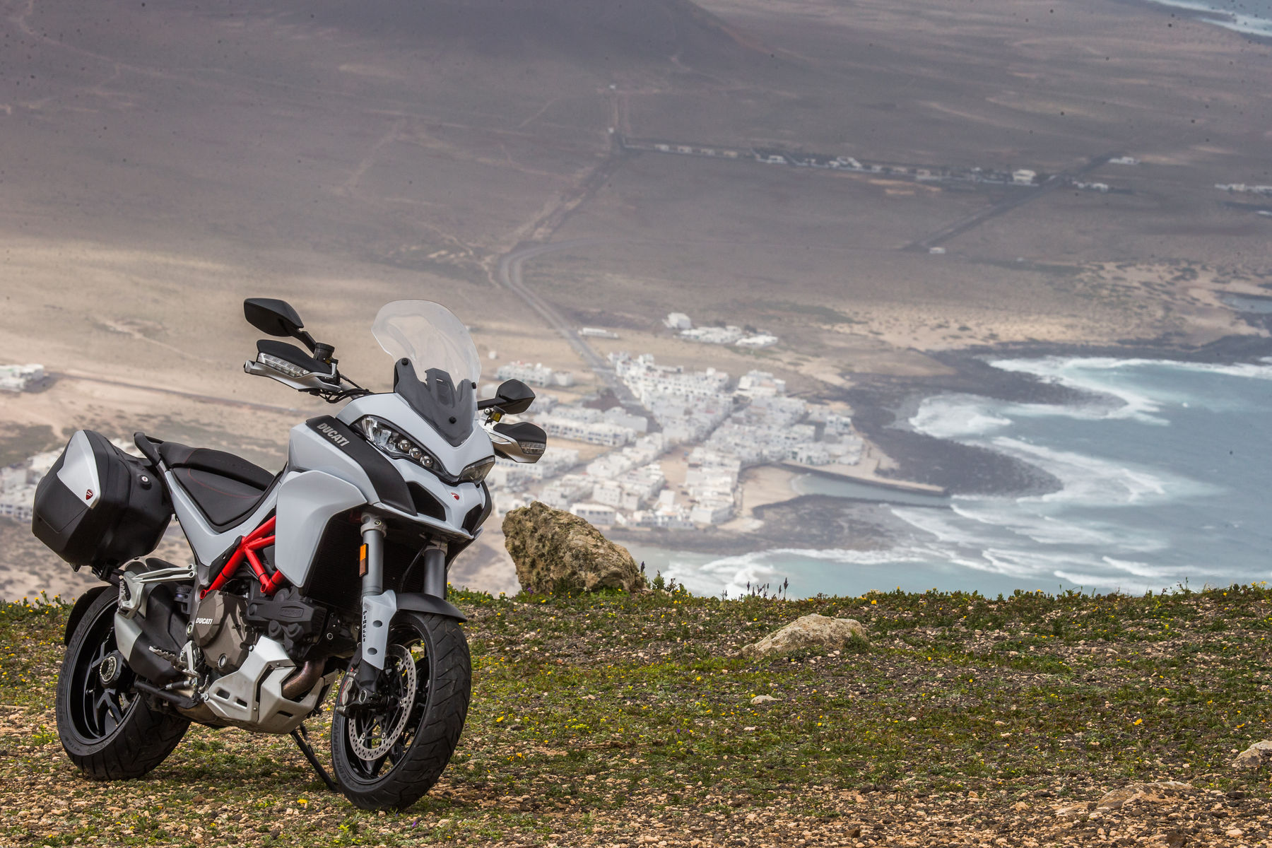 2015 Ducati Multistrada 1200 S | Multistrada 1200 S - Coastal Views
