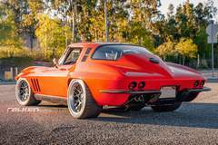 Greg Thurmond's "SCAR" 1965 Corvette on Forgeline DE3C Concave Wheels