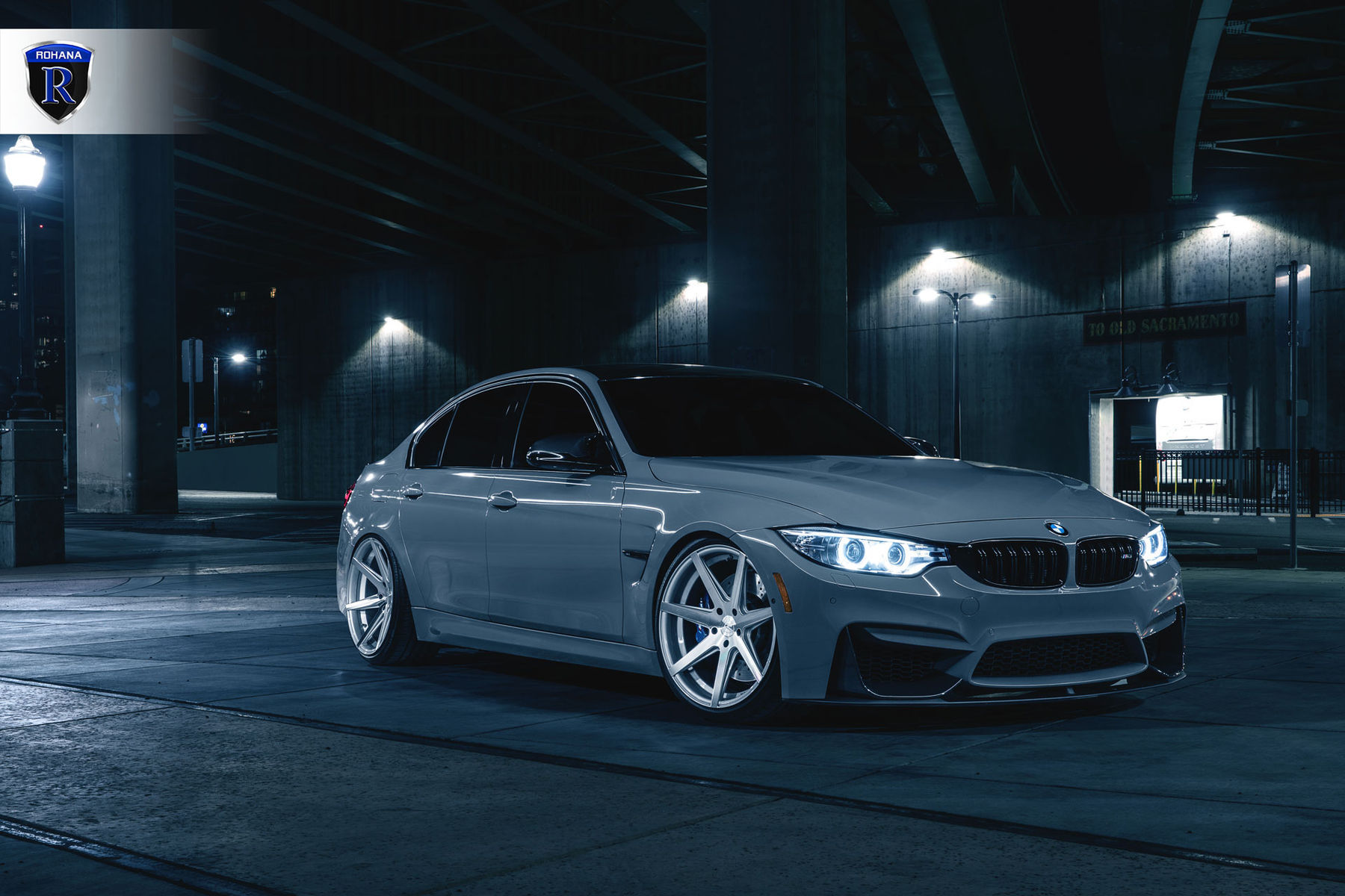 2016 BMW M4 | BMW M4 - Grey Passenger Side Angle