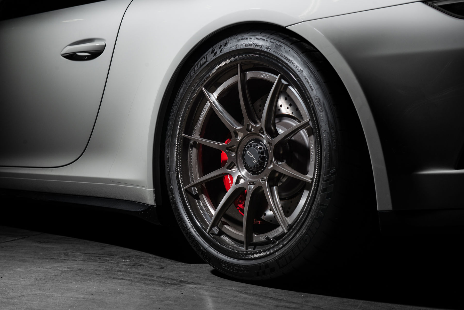 2018 Porsche 911 | Wheel Experts Porsche GT3 on Center Locking Forgeline Carbon+Forged CF205 Wheels