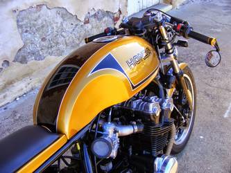 Donald Calder's Honda Cafe 