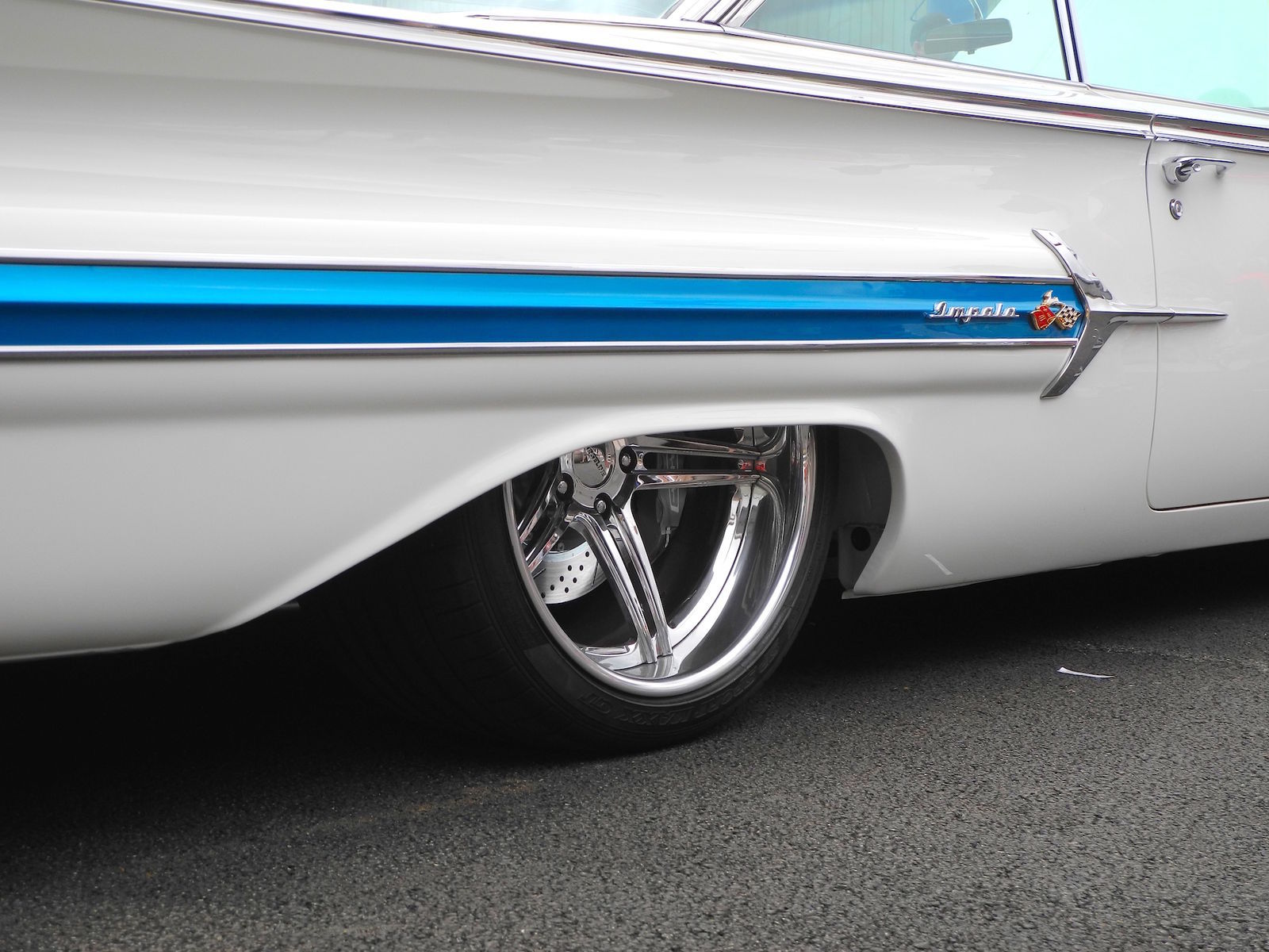 1960 Chevrolet Impala | Tony's '60 Impala on Forgeline SC3C Concave Wheels