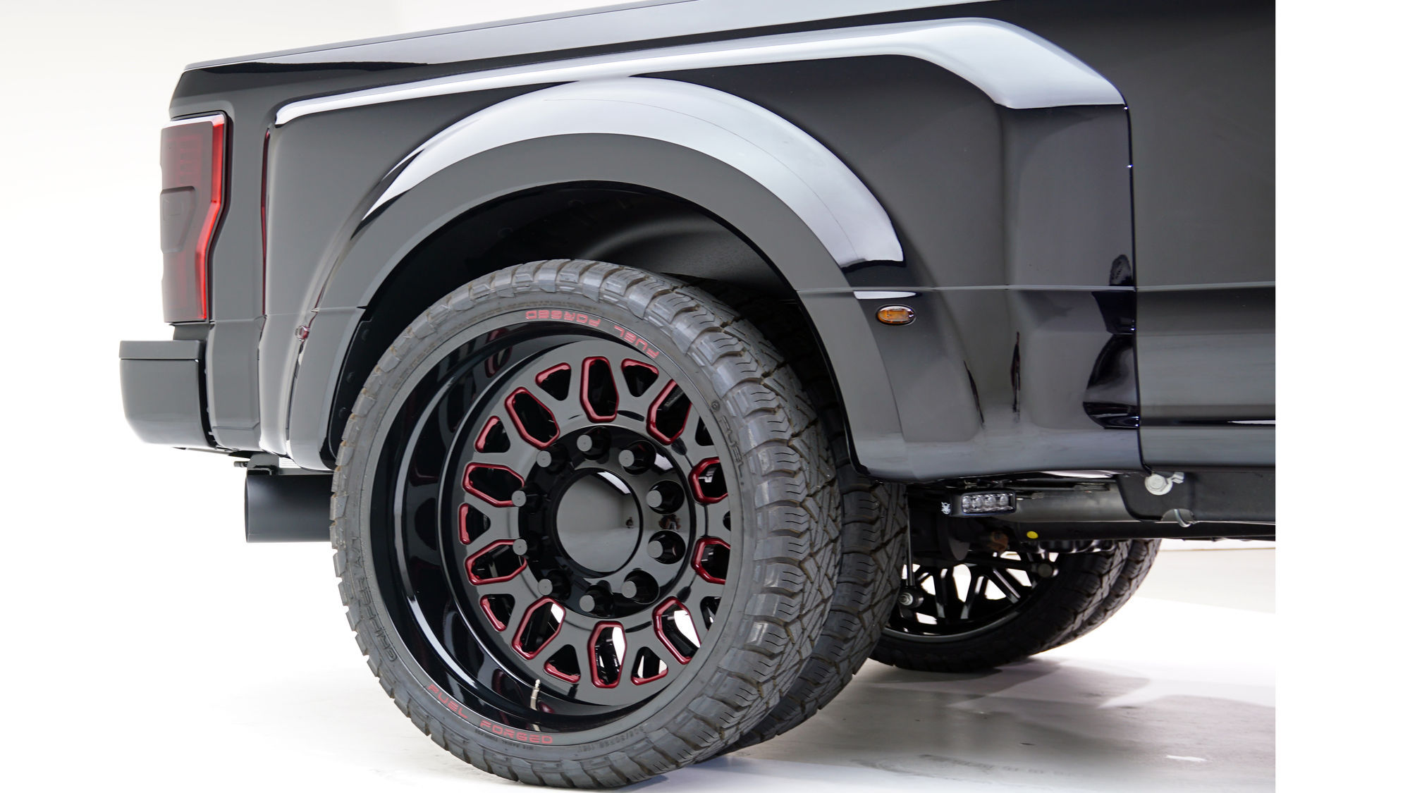 2017 Ford F-350 | 2017 Ford F-350 Super Duty 4x4 Lariat Crew Cab Dually by MAD Industries - Passenger Side Rear Wheel