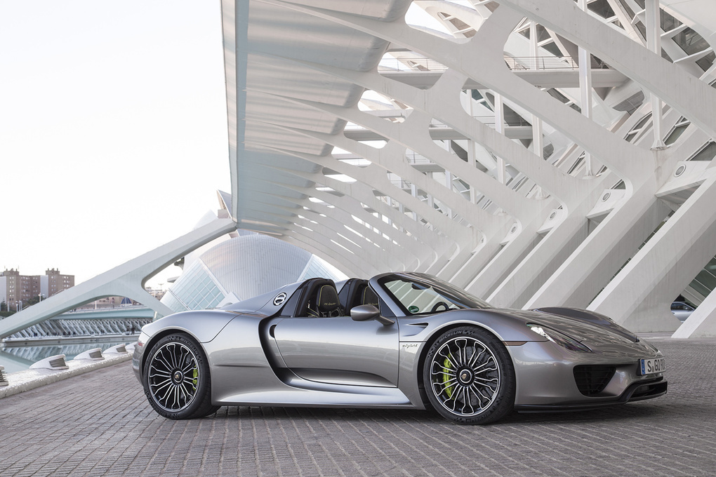 2015 Porsche 918 Spyder | '15 Porsche 918 Spyder