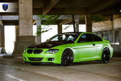 Green BMW 6 Series - Side Spokes