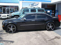 Chrysler 300 SRT8