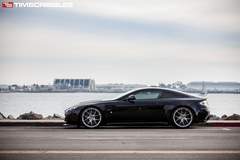 V8 Vantage