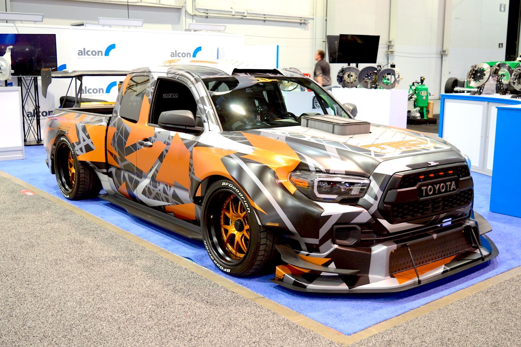 2019 Toyota Tacoma | Brad DeBerti’s 900HP Toyota/TRD Tacoma Drift Truck on Center Locking Forgeline GA3 Wheels